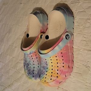 Skechers Luxe Foam Multi Color Size 10